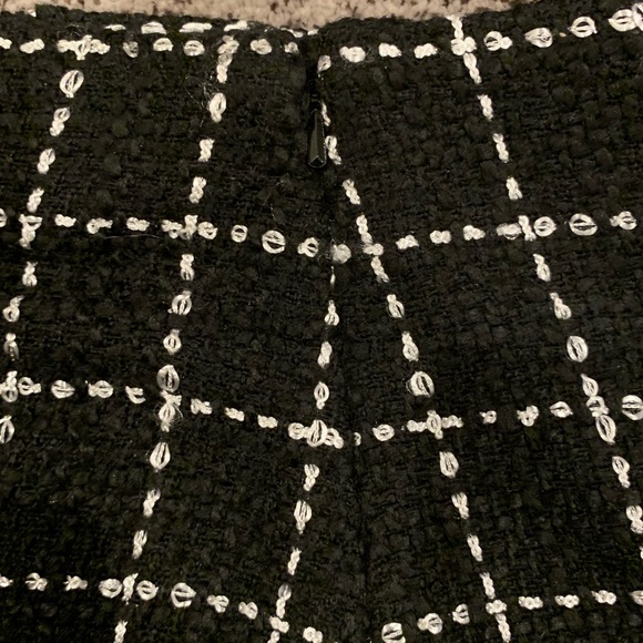 Tobi | Tweed Check Mini Skirt - Picture 4 of 4